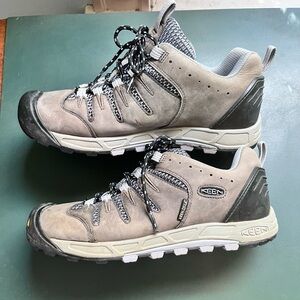 Keen Hiking Sneakers
